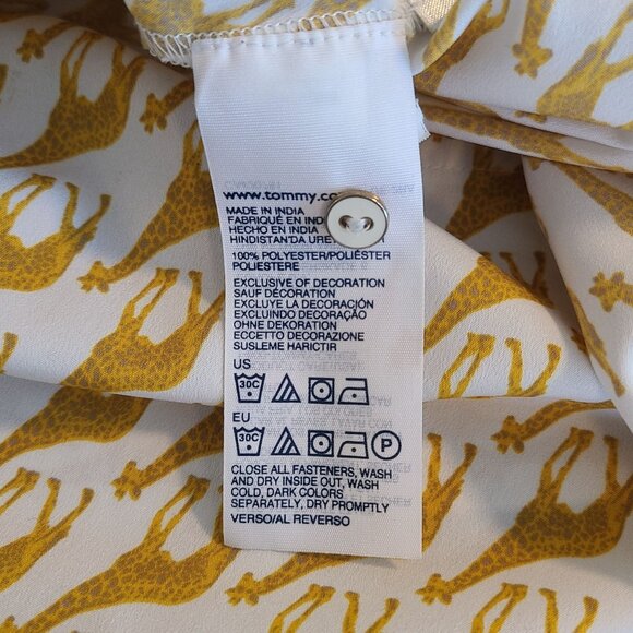 Tommy Hilfiger Giraffe Print Ruffle Accent Sleeveless Shirt Women's Med Artsy - Picture 8 of 8